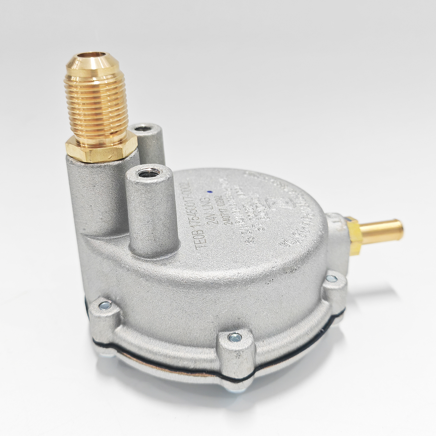 24V燃气驻车发电机用负压阀